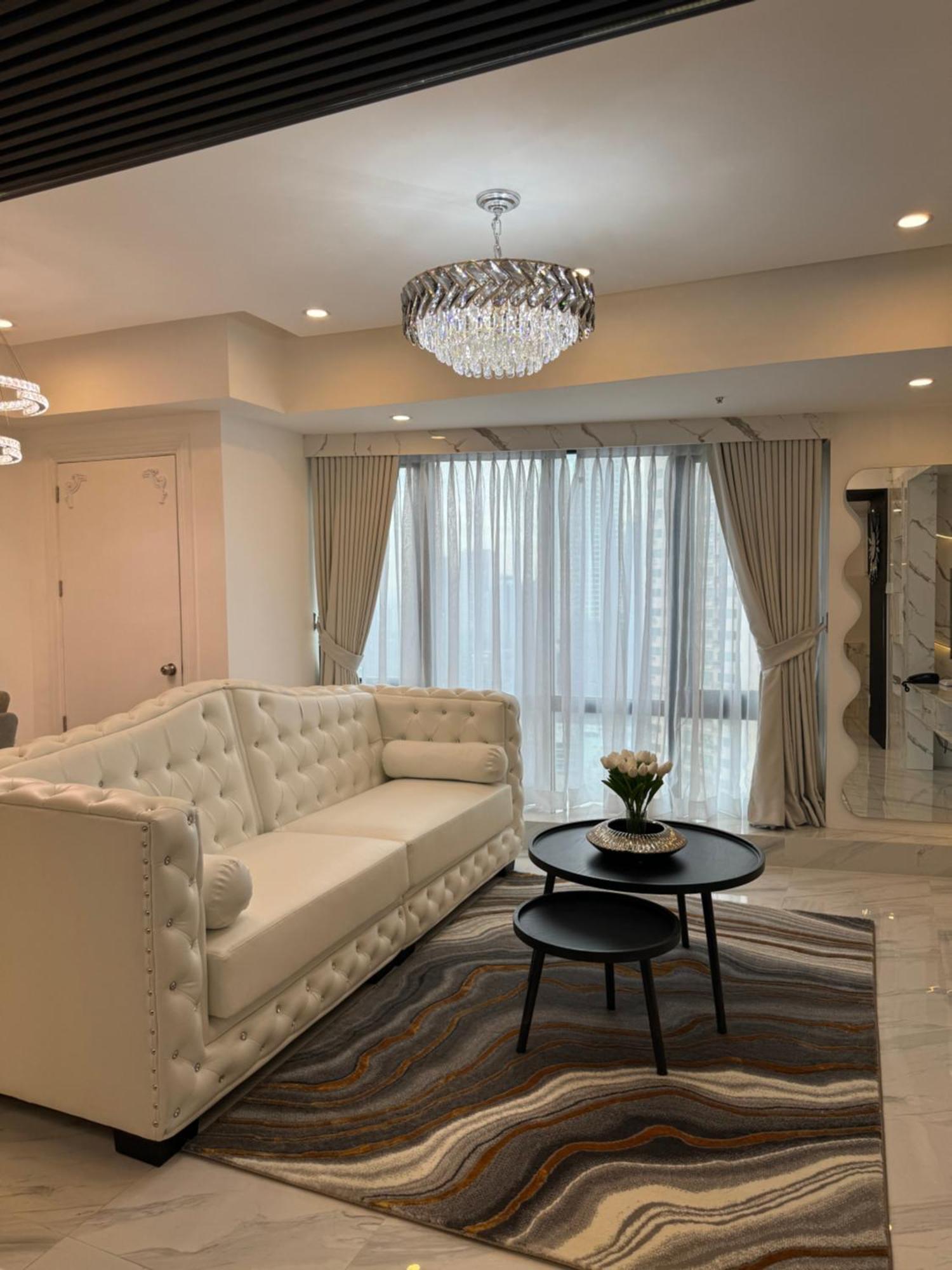 Апартаменты Makati Prime Luxury Манила Экстерьер фото