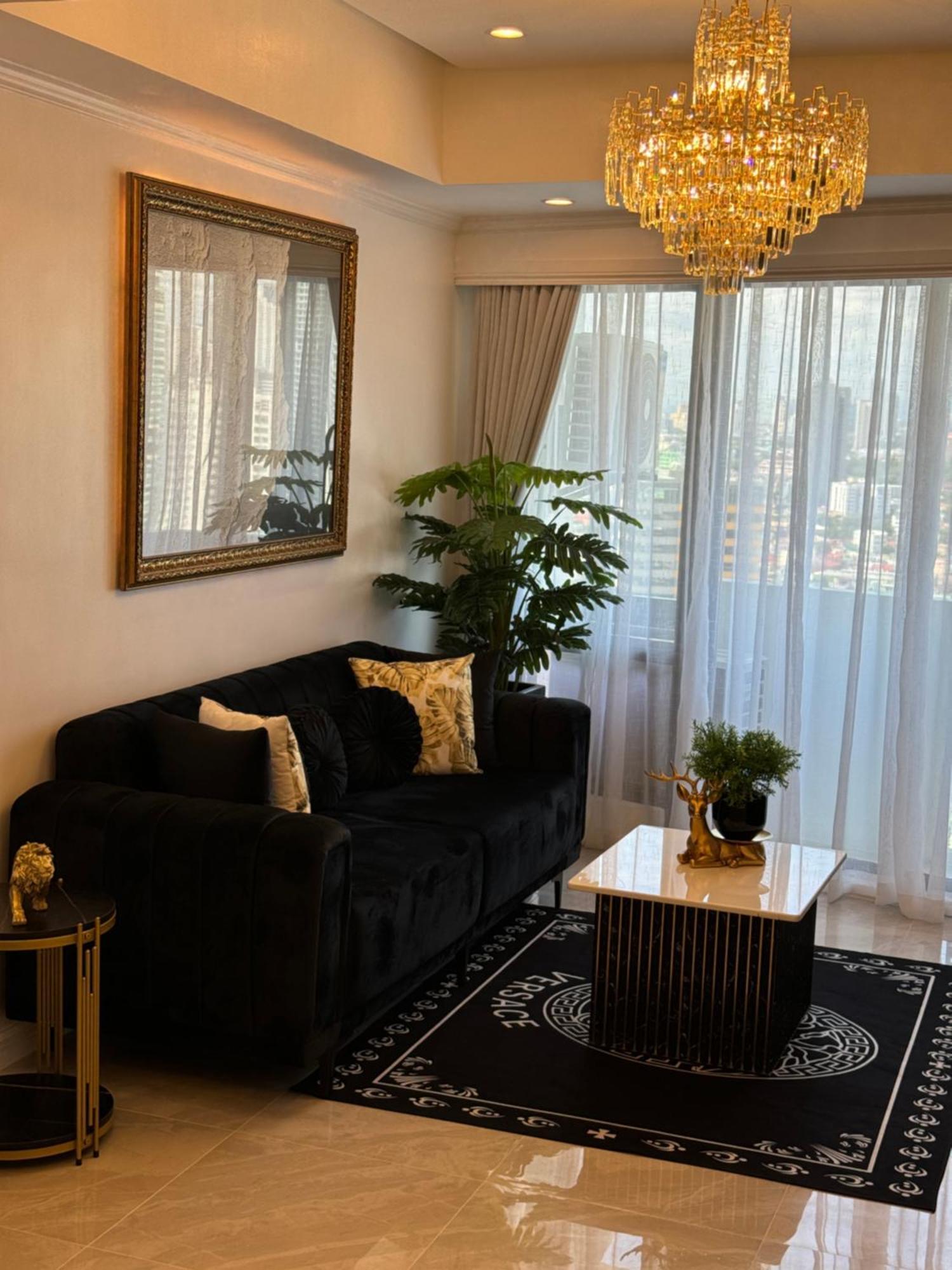Апартаменты Makati Prime Luxury Манила Экстерьер фото